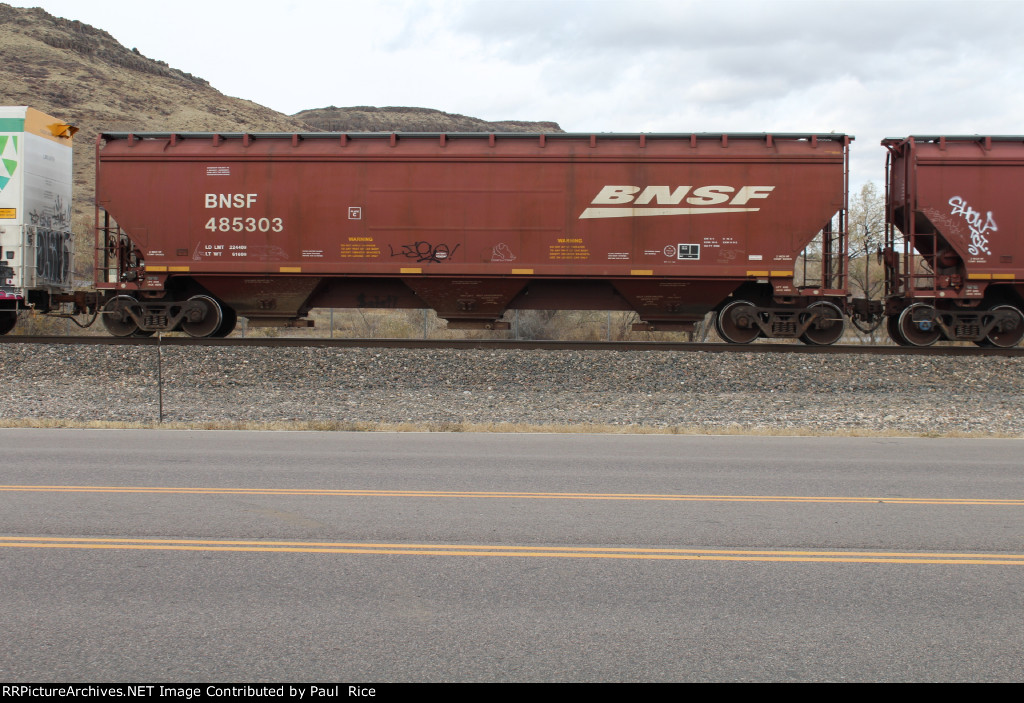 BNSF 485303